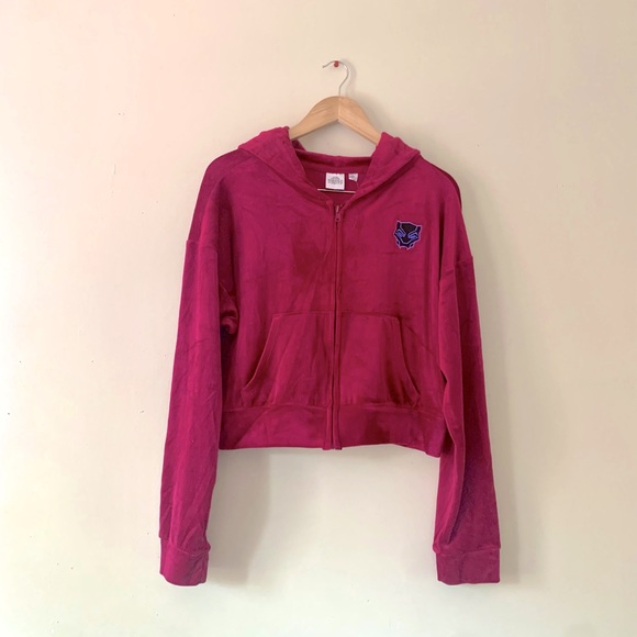 Marvel Tops - NWT Marvel Wakanda Forever Black Panther Velvet zip up Hoodie sweater